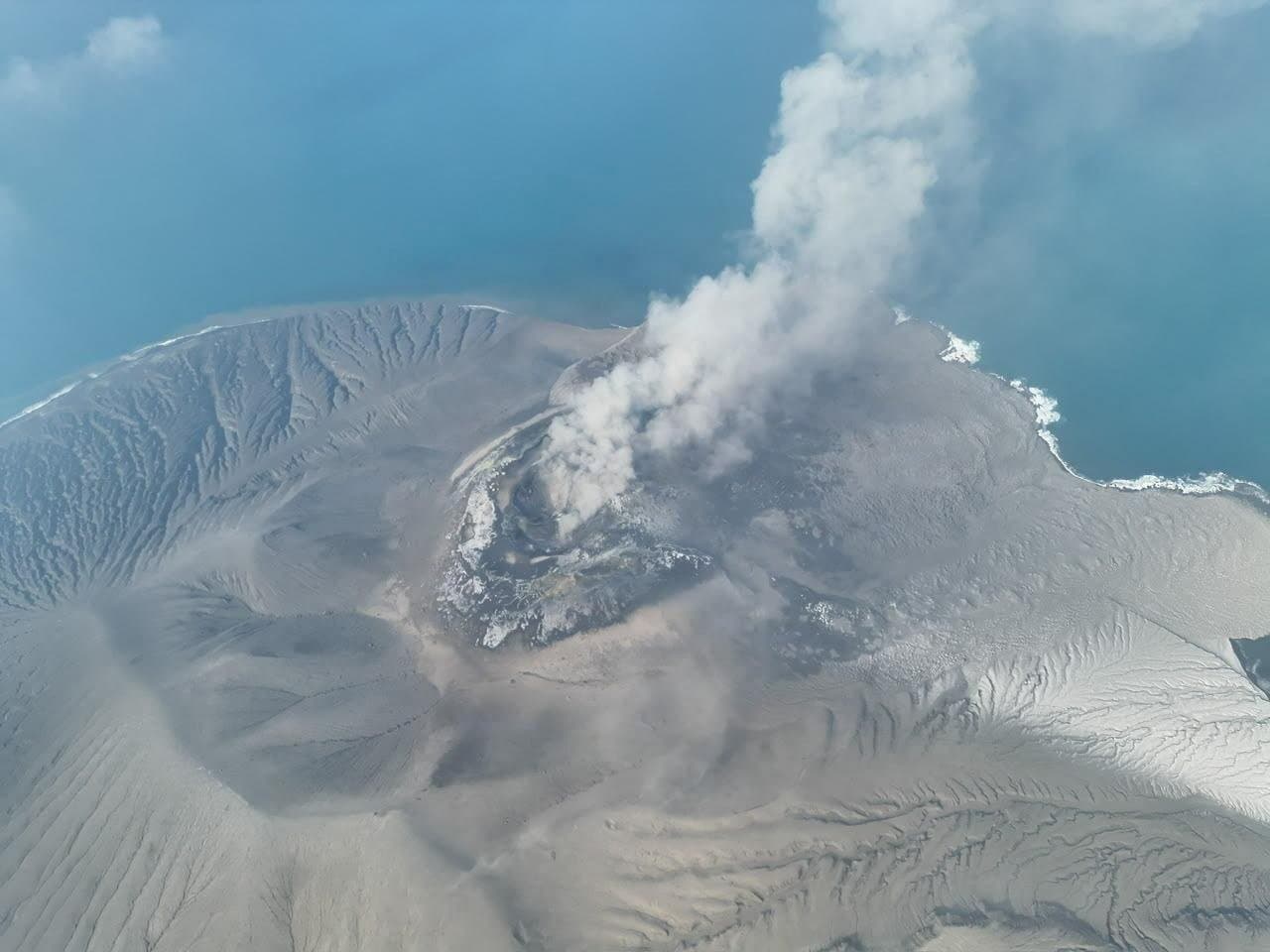 Vulkanudbrud i Indonesien: Flytrafik lammet