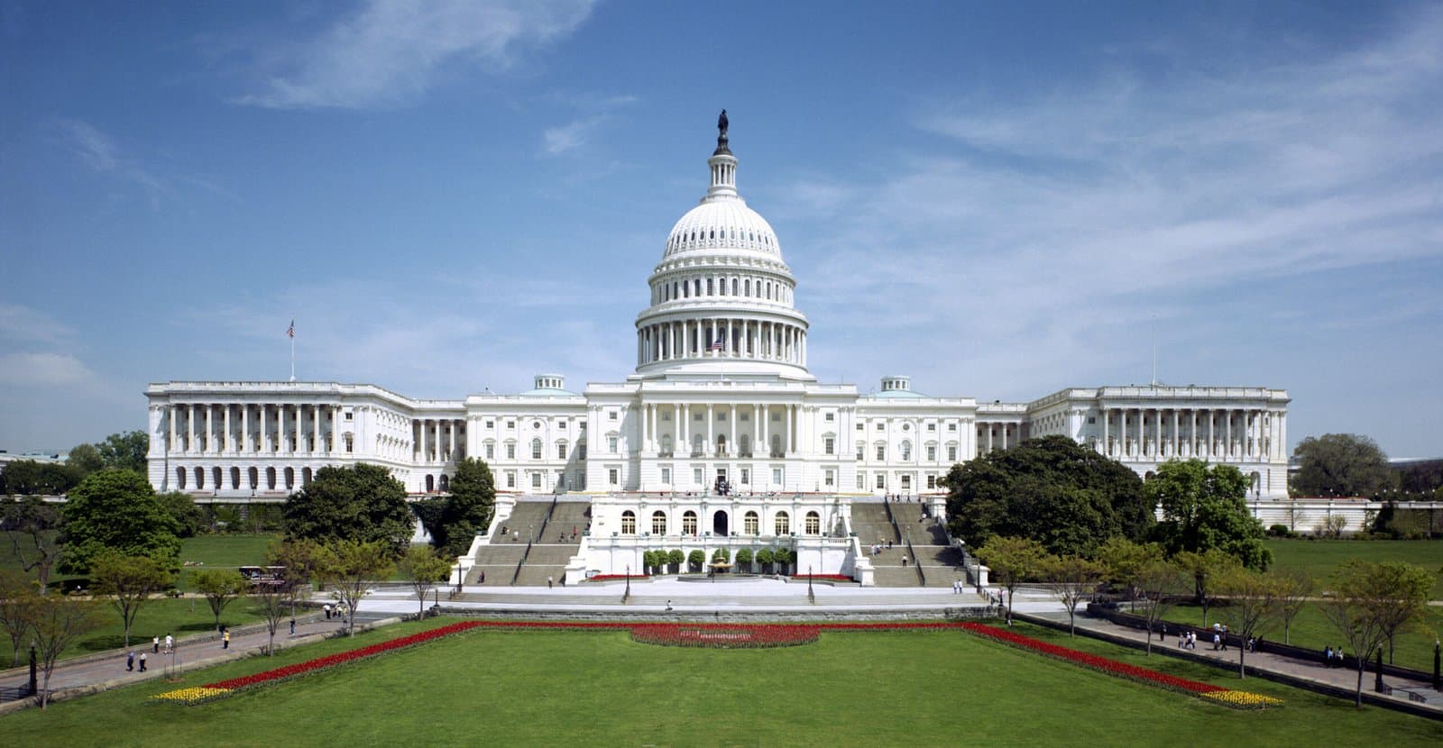 US House passes sweeping Russia sanctions bill, sending it to Trump