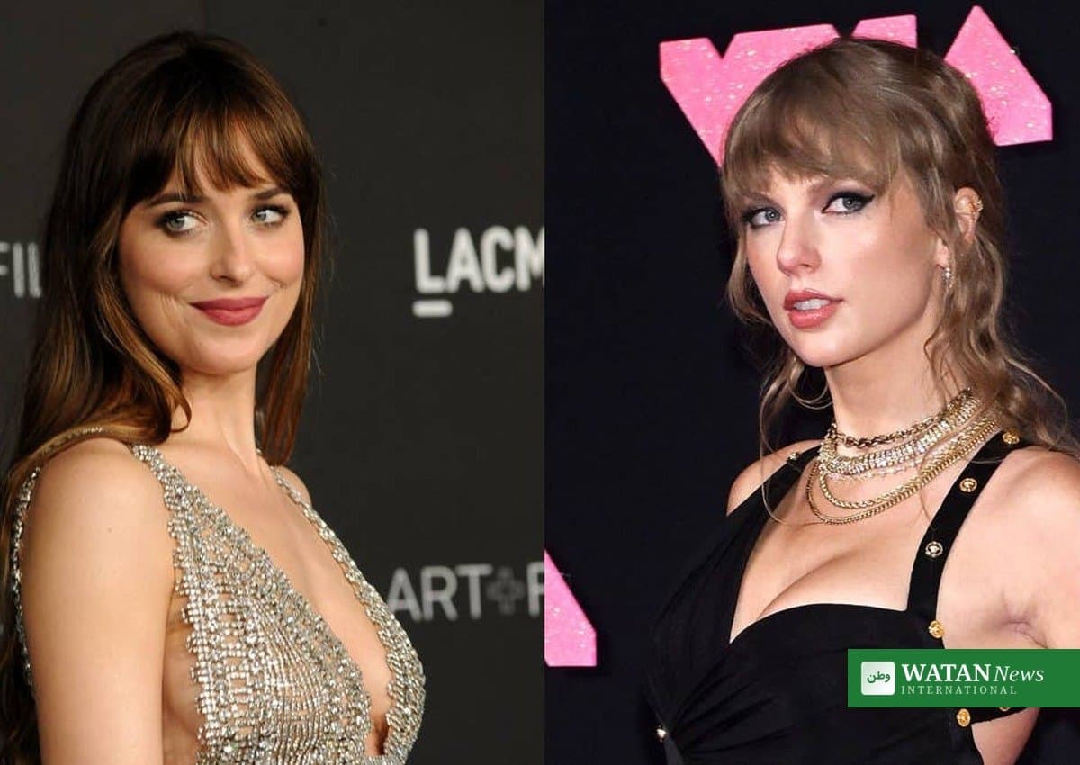 Taylor Swift Crashes Dakota Johnson’s SNL Monologue as ‘Therapist’ in Surprise Cameo