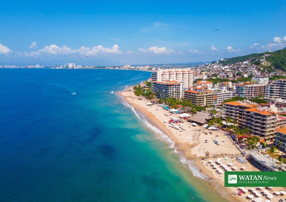 Hurricane Simon Strengthens to Category 4, Threatens Mexico’s Pacific Coast