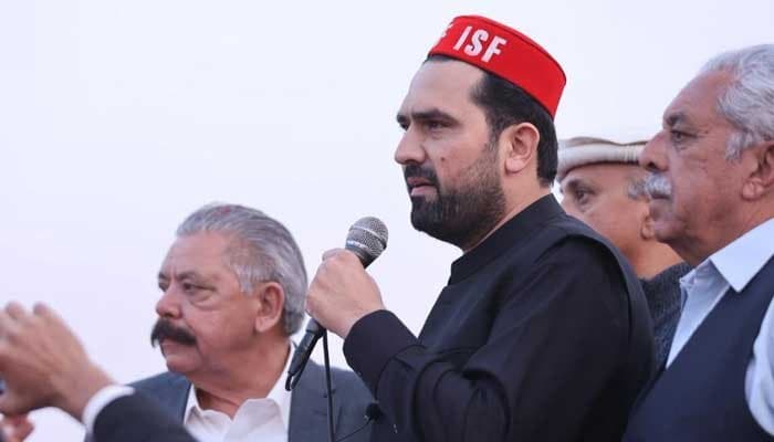 KP Chief Minister Clarifies Remarks Amid ECP Concerns