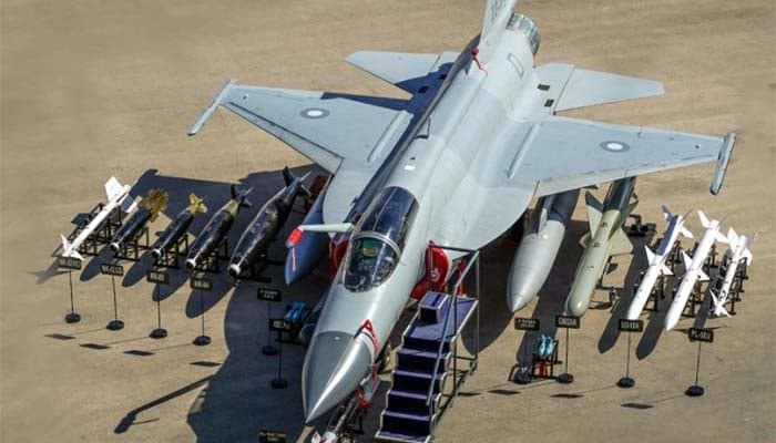 JF-17 Thunder Attracts Strong Attention at Dubai Airshow