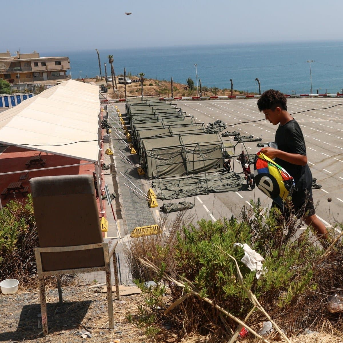 Spain Reverses Immigration Stance, Allows 500 Children in Ceuta to Relocate
