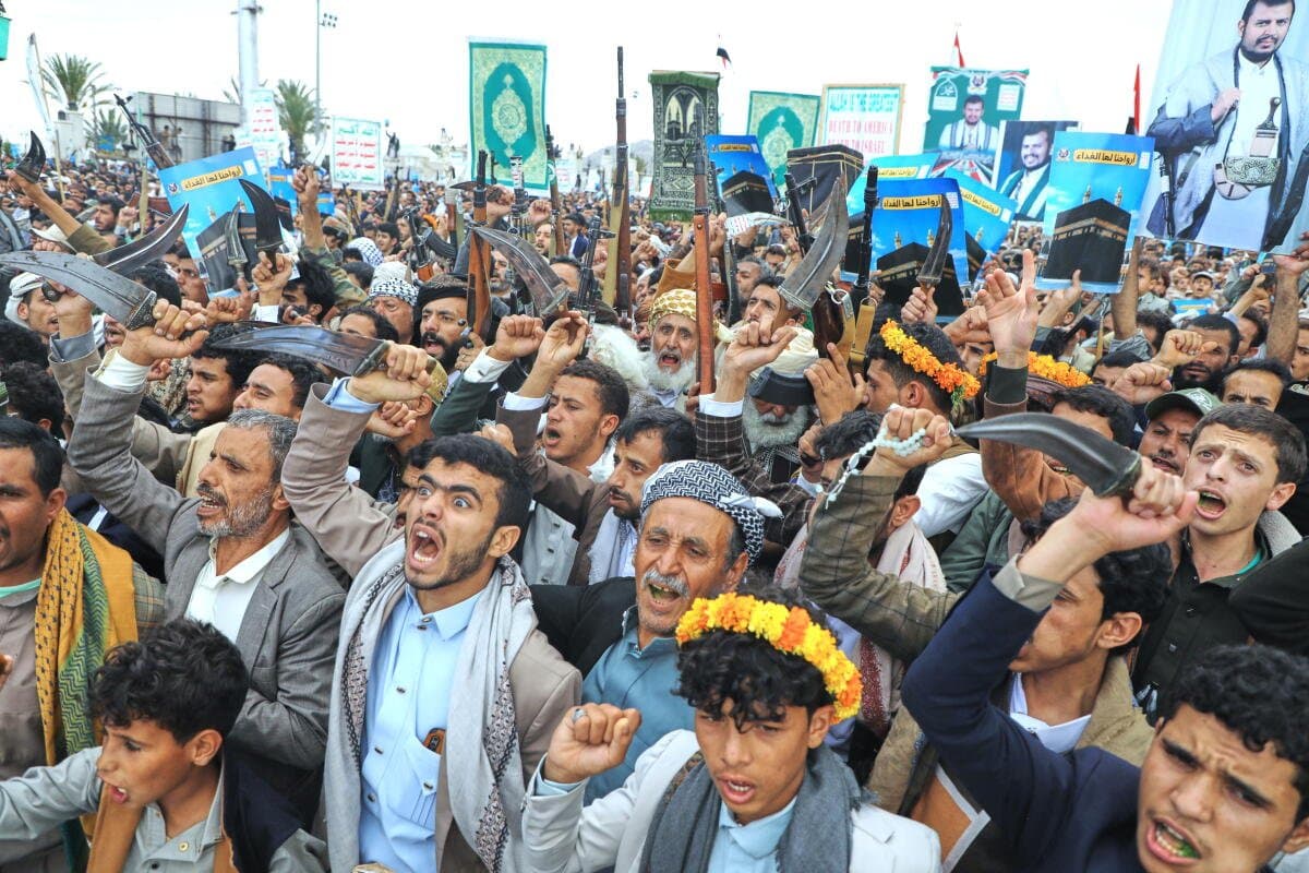 Houthis Target Saudi Capital with Ballistic Missiles, Energy Sites on Red Sea Coast