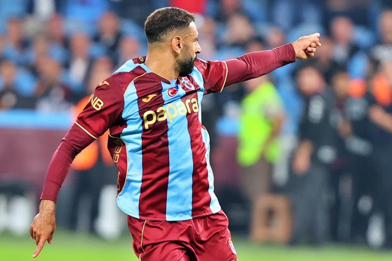 Mohamed Salah Scores Hat-Trick as Trabzonspor Thrash Galatasaray in Turkish League