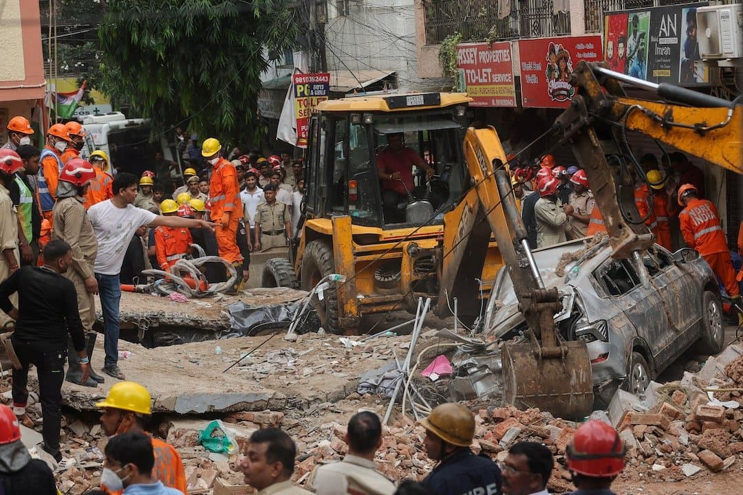 Delhi Building Collapse Kills Six, Rescue Efforts Underway
