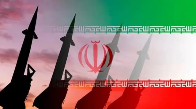 امریکہ اور ایران کے درمیان تنازع: پابندیاں، حملے اور مذاکرات