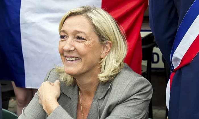Le Pen Declares Victory as French Far-Right Wins Record 14 Senate Seats