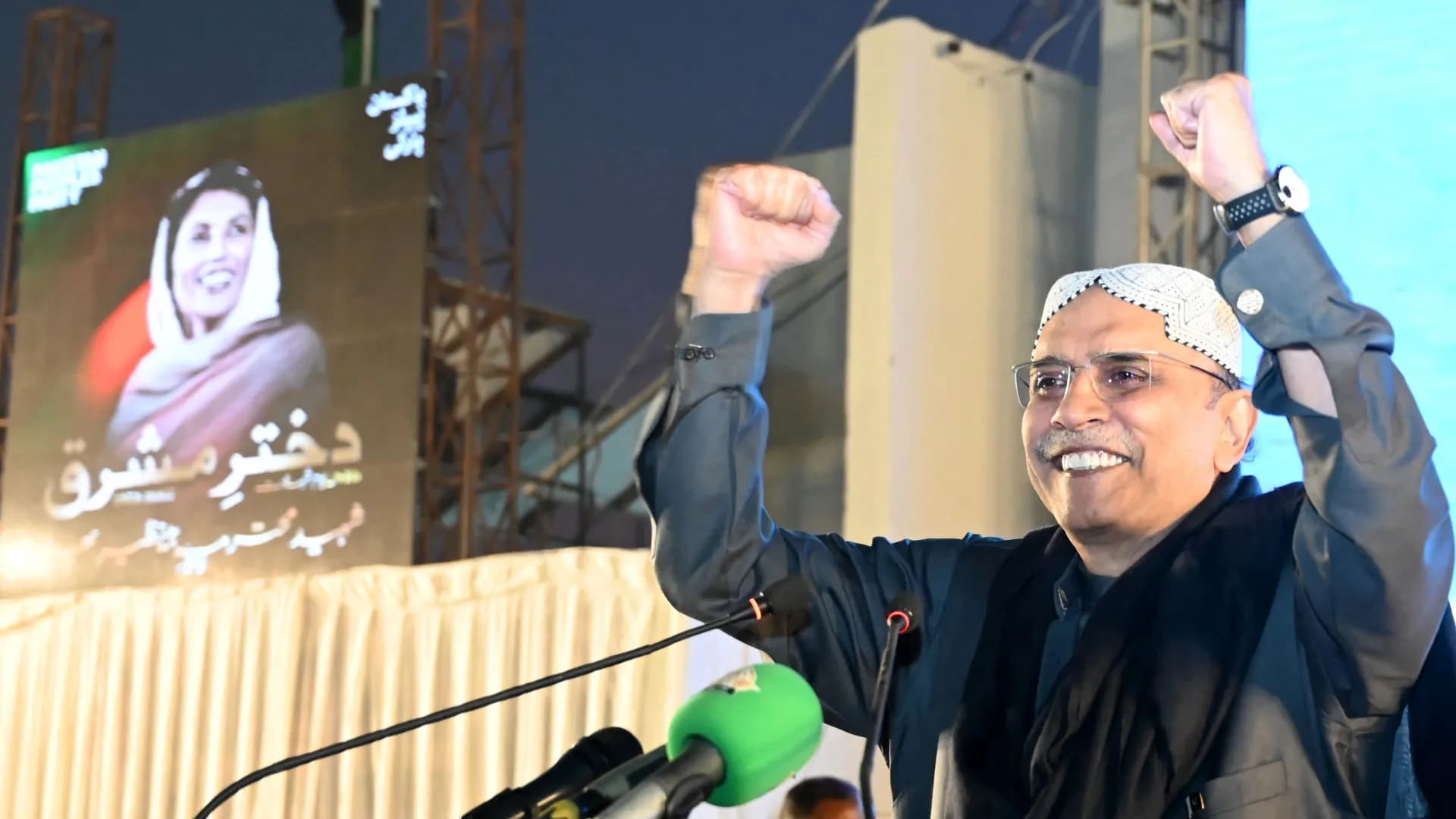 KP Governor’s Rule Possible Amid Tensions with Provincial Government, Minister Warns