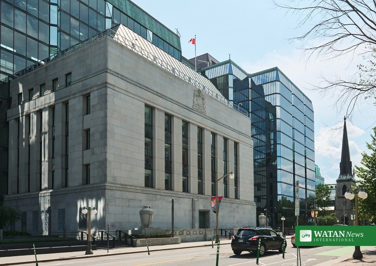 Canada Sheds 68,300 Jobs in September as Unemployment Rises to 6.5%
